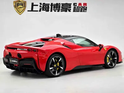 Ferrari SF90 2023, 6000 км, за 4777000 CNY