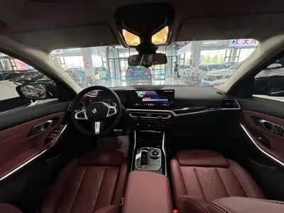 BMW 3 Series 2023, 21000 км, за 239800 CNY - фото 8
