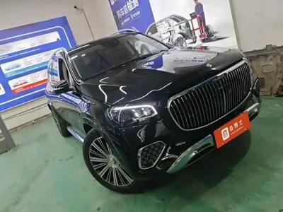 Mercedes-Benz GLS 2025, 2000 км, за 1518000 CNY