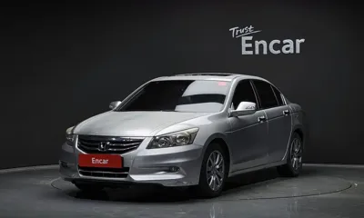 Honda Accord · 2011 год