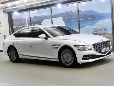 Genesis G80 · 2022 год