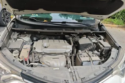 Toyota RAV4 2018, 88100 км, за 76708.29 CNY - фото 14