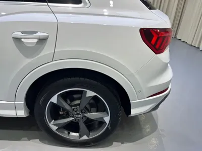 Audi Q3 2023, 43000 км, за 168800 CNY - фото 23