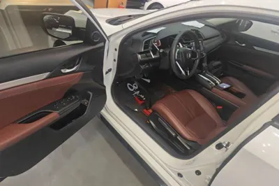 Honda Civic 2019, 35400 км, за 77653.2 CNY - фото 23