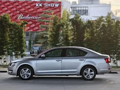 Skoda Octavia 2014, 50000 км, за 25000 CNY