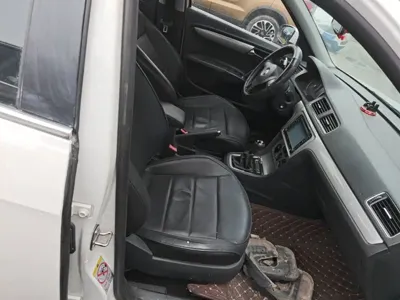 Volkswagen Lavida 2016, 65800 км, за 22799 CNY - фото 25