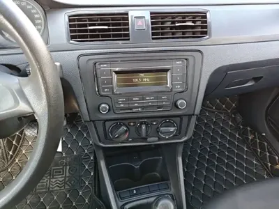 Volkswagen Santana 2019, 87500 км, за 31300 CNY - фото 13