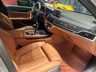 BMW 7 Series 2019, 97000 км, за 288000 CNY - фото 9