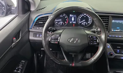 Hyundai Avante 2018, 79722 км, за 10400000 KRW - фото 13