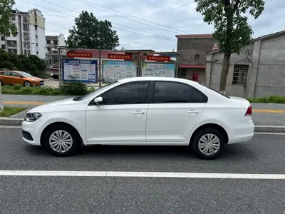 Volkswagen Santana 2018, 58000 км, за 25800 CNY - фото 7