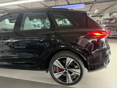 Audi Q5 2025, 10 км, за 83000000 KRW