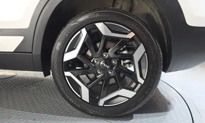 Kia Seltos 2026, 4009 км, за 25700000 KRW - фото 22
