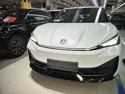 Volkswagen 06 2026, 2000 км, за 111199 CNY