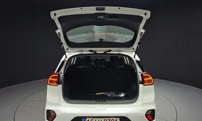 Kia Niro 2021, 57823 км, за 99990000 KRW - фото 20