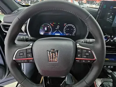 Toyota Crown Kluger 2025, 100 км, за 265800 CNY - фото 14