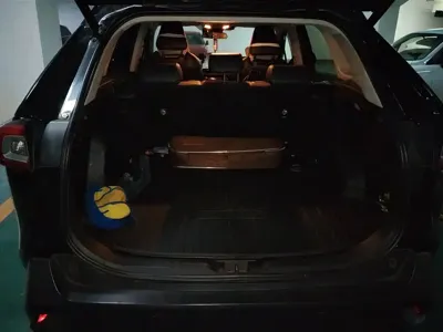 Toyota Wildlander 2021, 55599 км, за 98000 CNY