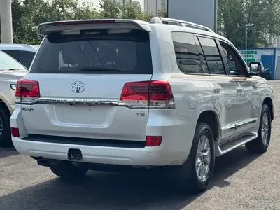 Toyota Land Cruiser 2016, 200000 км, за 488000 CNY - фото 13