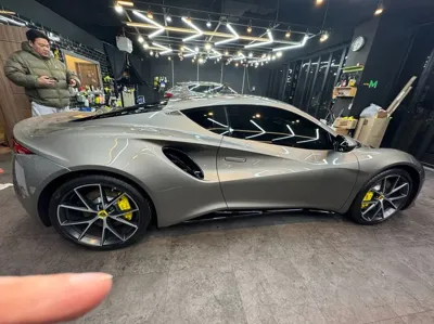 Lotus Emira 2024, 4000 км, за 118000000 KRW - фото 4