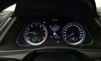 Hyundai Sonata 2020, 181773 км, за 10500000 KRW - фото 8
