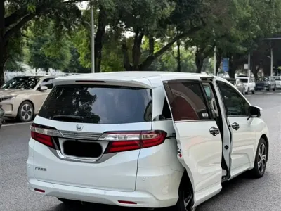 Honda Odyssey 2015, 130000 км, за 69800 CNY - фото 9