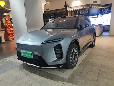 Nio ES6 · 2025 год