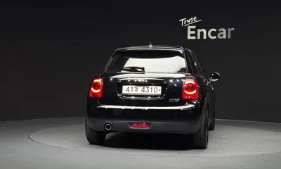 MINI Cooper 2018, 91616 км, за 8990000 KRW
