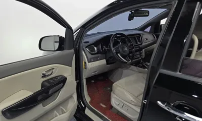 Kia Canival 2017, 164196 км, за 9900000 KRW - фото 10