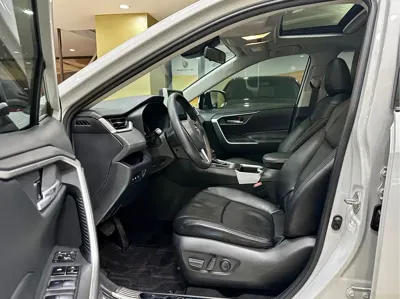 Toyota RAV4 2020, 72000 км, за 85800 CNY - фото 8
