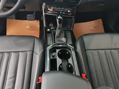 Volkswagen Passat 2023, 55100 км, за 112800 CNY - фото 16