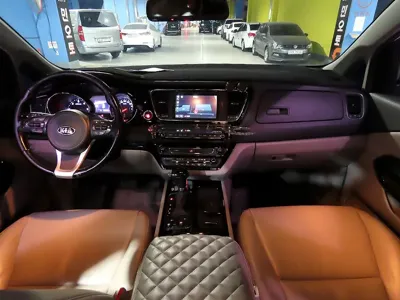 Kia Canival 2016, 180110 км, за 8800000 KRW - фото 5