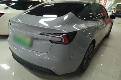 Tesla Model 3 2023, 27100 км, за 193909.91 CNY - фото 6