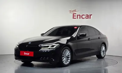 BMW 5-Series · 2023 год