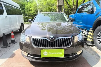 Skoda Superb 2013, 151200 км, за 42938.84 CNY - фото 2