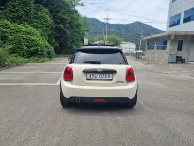 MINI Cooper 2016, 96734 км, за 7550000 KRW