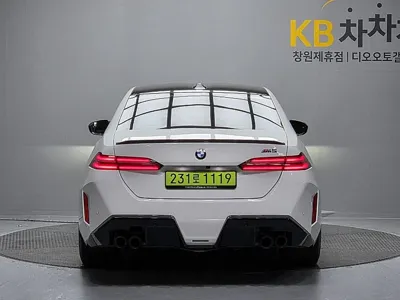 BMW M5 2025, 8906 км, за 185000000 KRW - фото 4