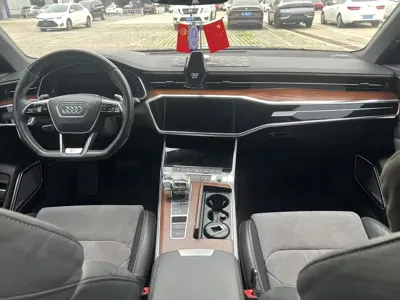 Audi A6L New Energy 2020, 100000 км, за 148000 CNY - фото 9
