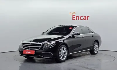 Mercedes-Benz E-Class · 2017 год