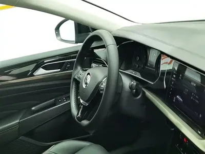 Volkswagen Passat 2021, 24600 км, за 85800 CNY - фото 22