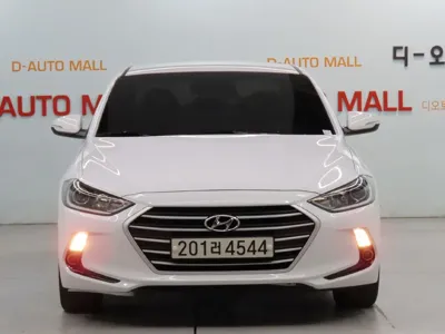 Hyundai Avante 2018, 127879 км, за 9200000 KRW