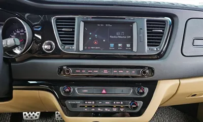 Kia Canival 2018, 181857 км, за 14500000 KRW - фото 16