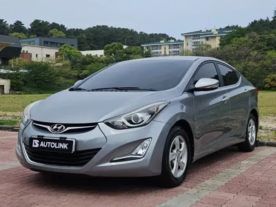 Hyundai Avante · 2015 год