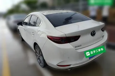 Mazda Mazda 3 Axela 2021, 47400 км, за 68932.78 CNY