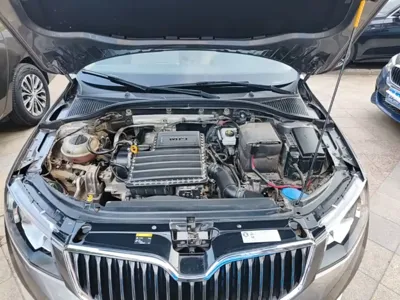 Skoda Octavia 2016, 78800 км, за 33600 CNY - фото 20