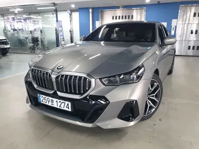 BMW 5-Series 2025, 9233 км, за 53900000 KRW