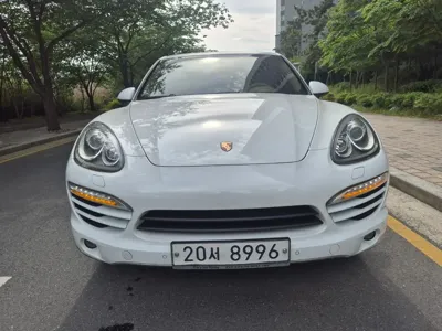 Porsche Cayenne 2012, 258510 км, за 9700000 KRW