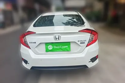Honda Civic 2016, 55300 км, за 45532.8 CNY - фото 6