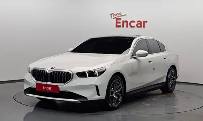 BMW i5 · 2024 год