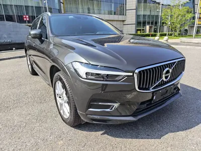 Volvo XC60 2021, 97000 км, за 117200 CNY