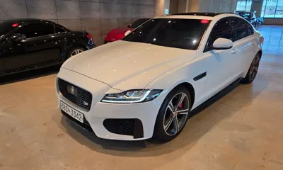 Jaguar XF · 2019 год