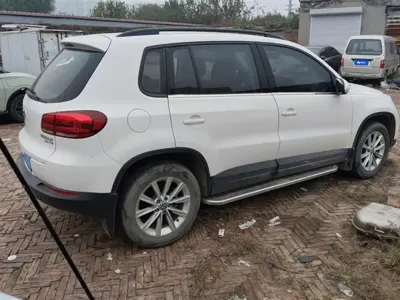 Volkswagen Tiguan 2018, 81500 км, за 47000 CNY